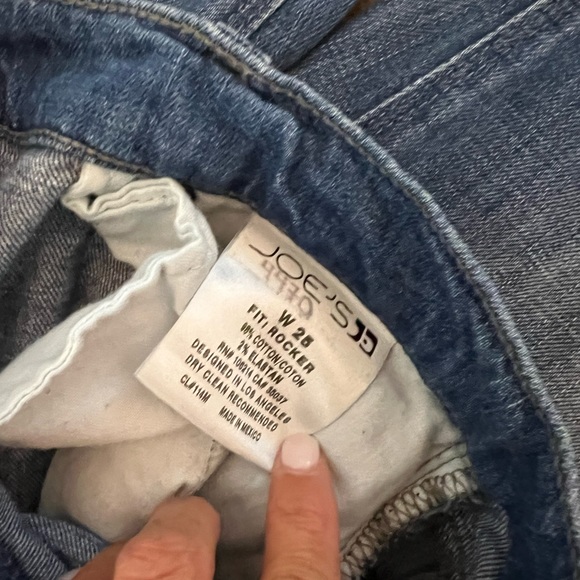 Joe’s Jeans Rocker flare jeans size 25 32” inseam - Picture 4 of 7